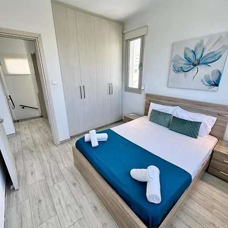 Jarvis Modern And Quiet 3br With Private Swimming Pool Paralimni