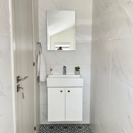 Jarvis Modern And Quiet 3br With Private Swimming Pool Vila *