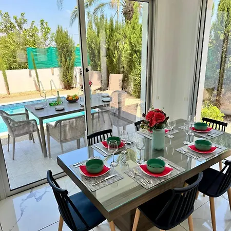 Vila Jarvis Modern And Quiet 3br With Private Swimming Pool Protaras