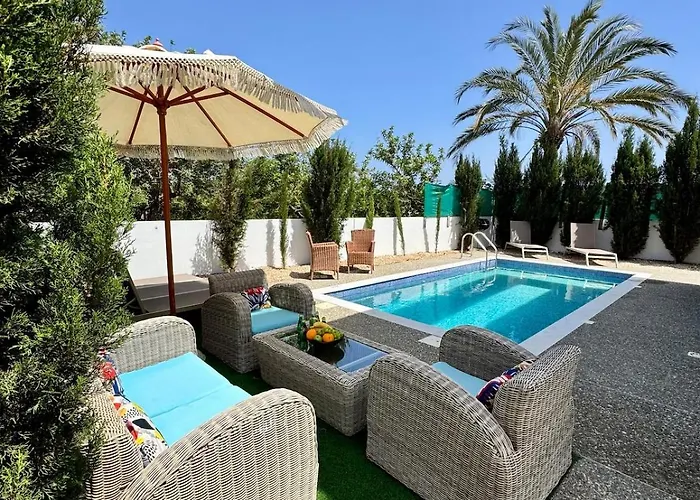 Jarvis Modern And Quiet 3br With Private Swimming Pool * Paralimni