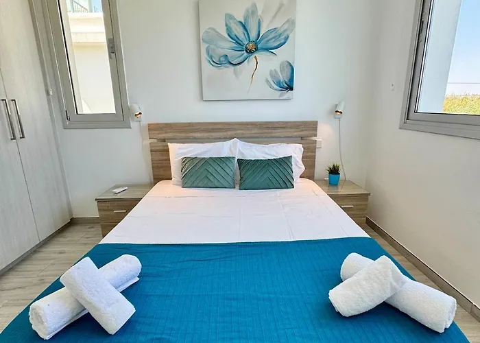 Jarvis Modern And Quiet 3br With Private Swimming Pool Vila Paralimni