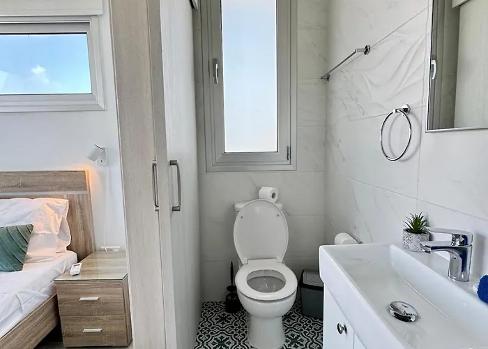 Jarvis Modern And Quiet 3br With Private Swimming Pool *