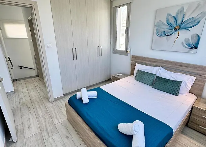 Jarvis Modern And Quiet 3br With Private Swimming Pool Paralimni