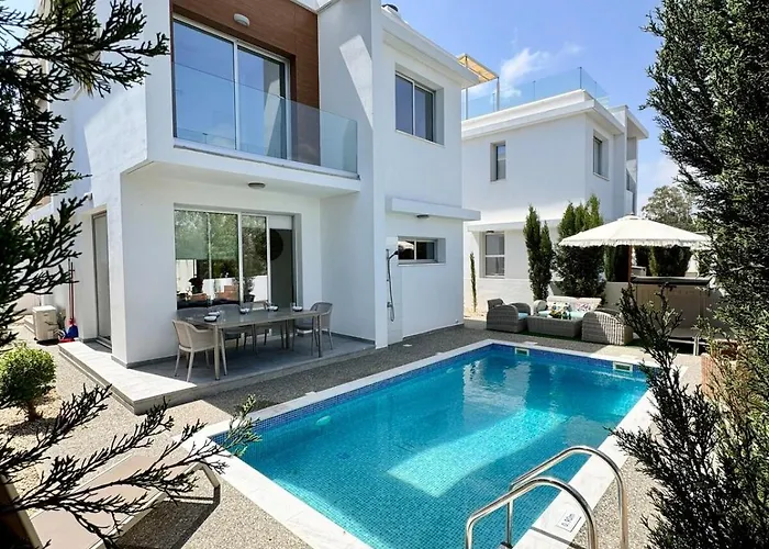 Jarvis Modern And Quiet 3br With Private Swimming Pool Vila